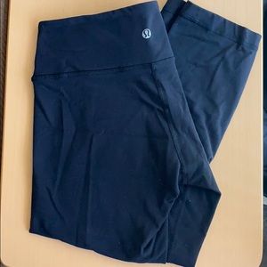 Cropped Black Wonder-under Leggings